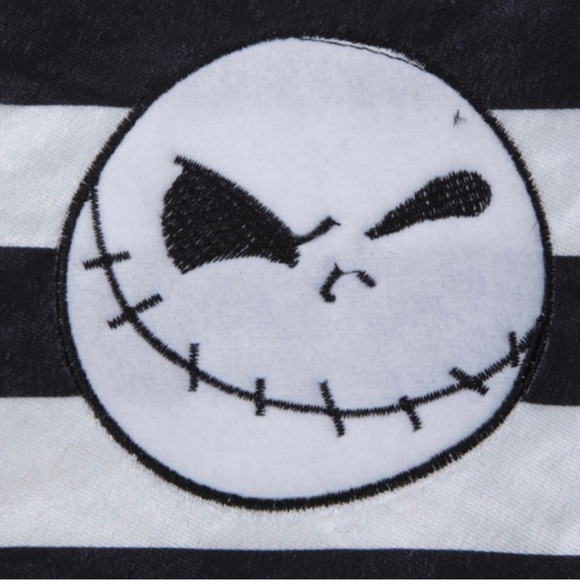 Jack Skellingto Santa Hat - Picture 3 of 3